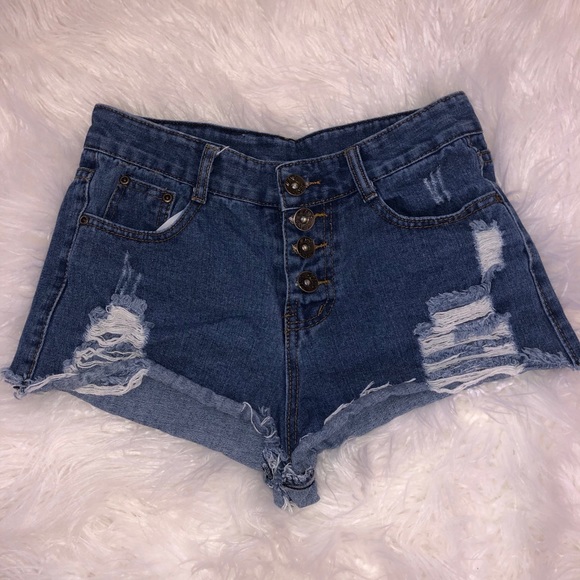 Short - Picture 2 of 3